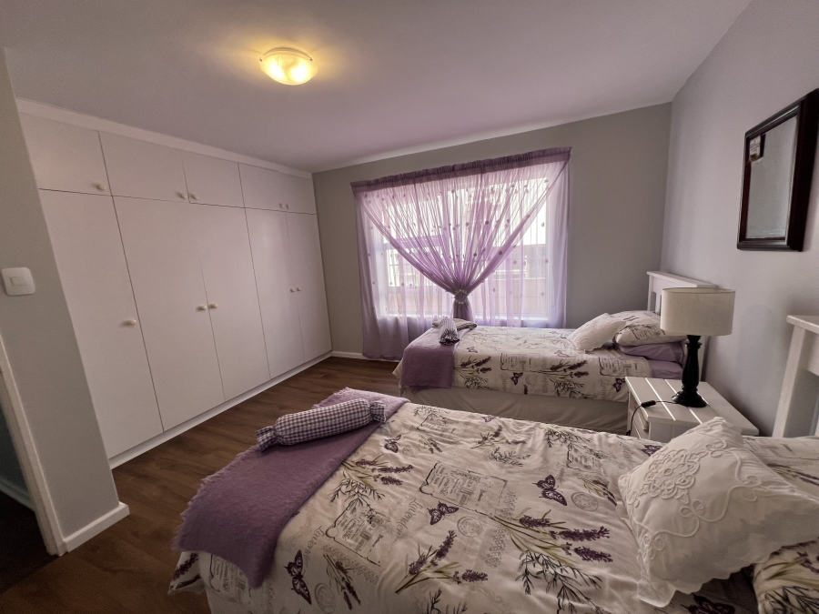 3 Bedroom Property for Sale in Wavecrest Eastern Cape